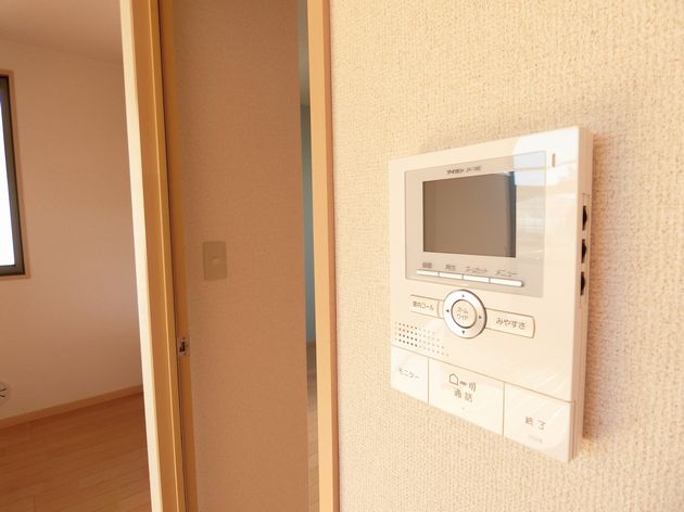 セキュリティ　来訪者の顔を確認してから対応できます☆