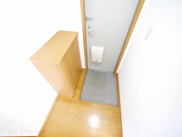 玄関　シンプルで使いやすい玄関です