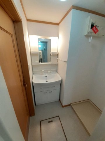 洗面設備　忙しい朝には欠かせない洗面所です