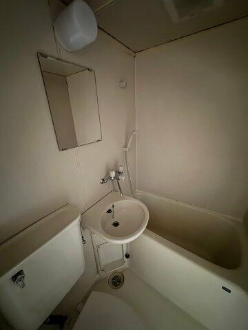 バス・シャワールーム　※別部屋参考写真