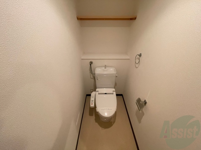 トイレ　ウォシュレット機能がついたトイレ。安心して使用できますね。
