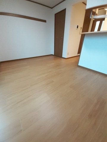 居室・リビング　こちらのリビングで趣味の時間をお楽しみください