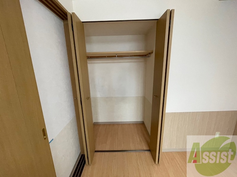 収納　寝室の収納です。部屋がすっきり片付きます。
