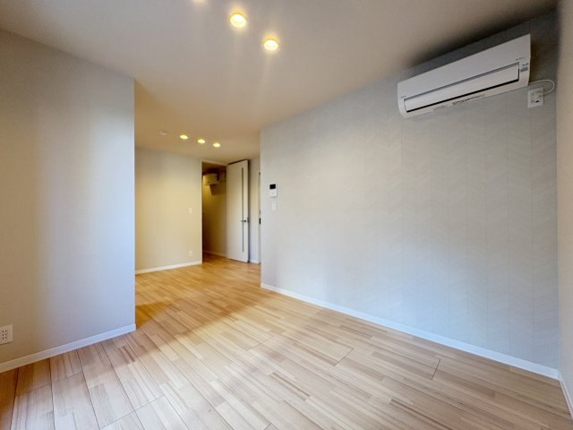 ベンディシオン市川の居間写真