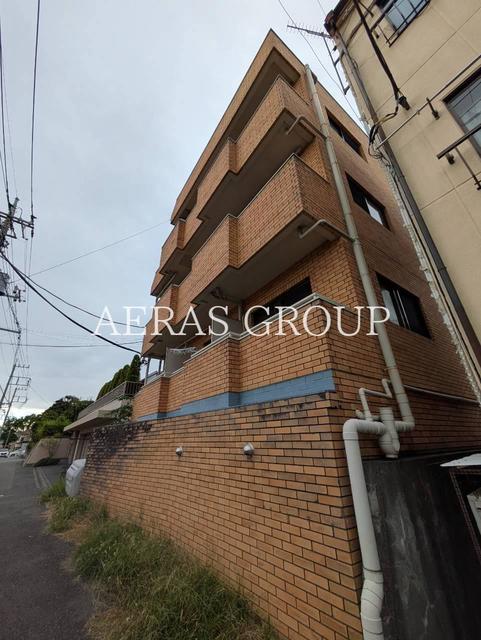 内田マンションの外観写真