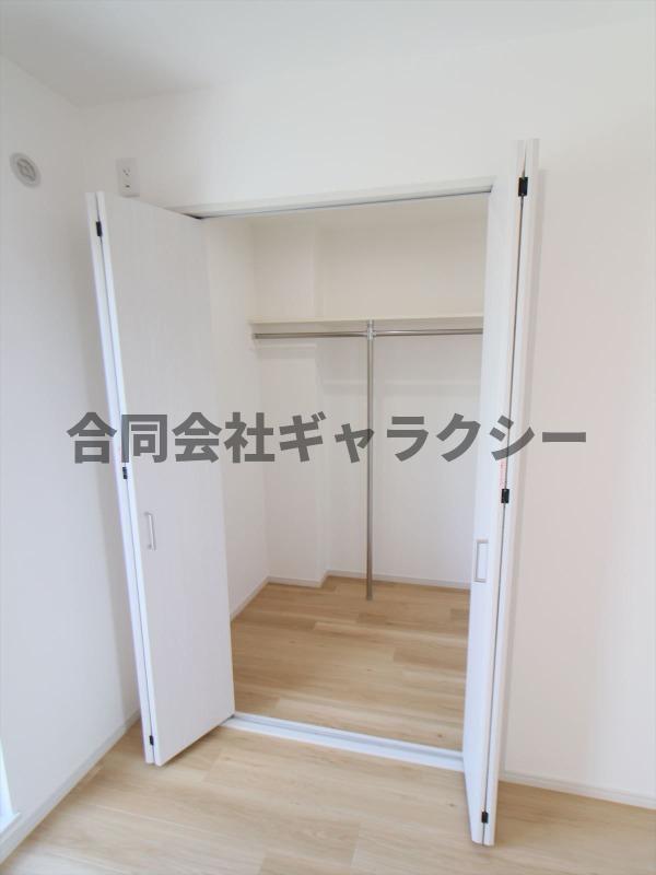 収納　ウォークインクローゼット収納
