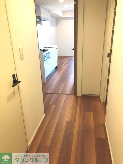 玄関　※写真は同タイプ住戸です。