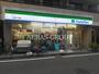 コンビニ　ファミリーマート 日吉二丁目店（コンビニ）まで569m
