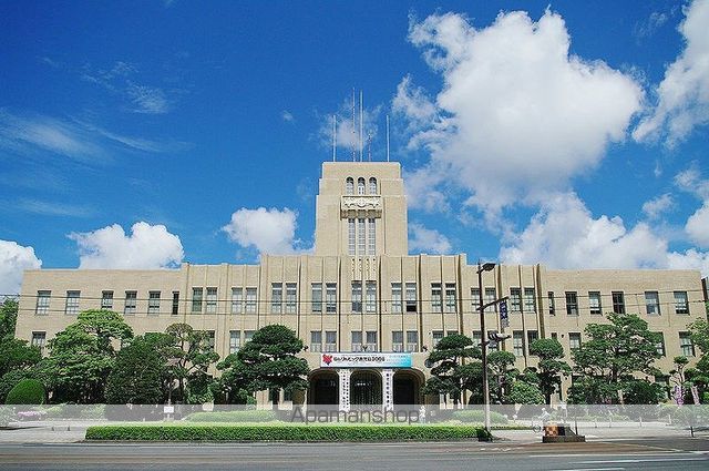 役所　鹿児島市役所（役所）まで743m