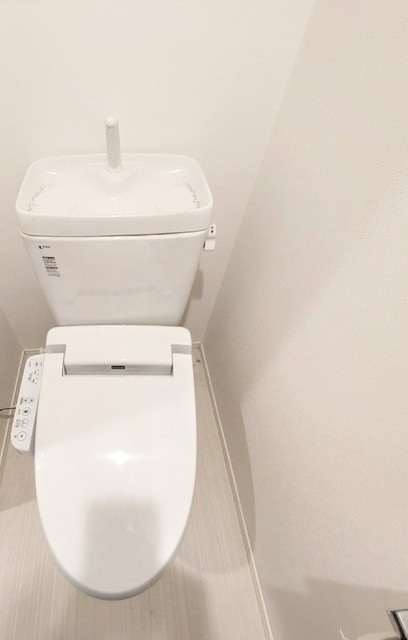 トイレ　同仕様参考写真
