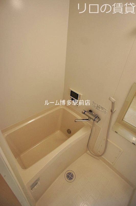バス・シャワールーム　同型イメージ