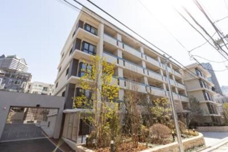 1LDK Mansion in Minato, Tokyo