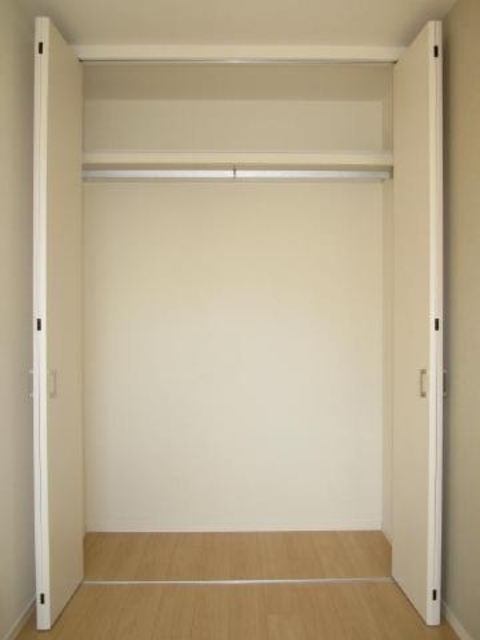 収納　同間取り別号室