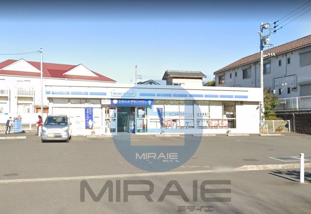 コンビニ　ミニストップ藤沢城南店（コンビニ）まで310m
