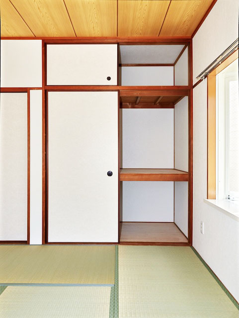 収納　和室の押入と天袋
