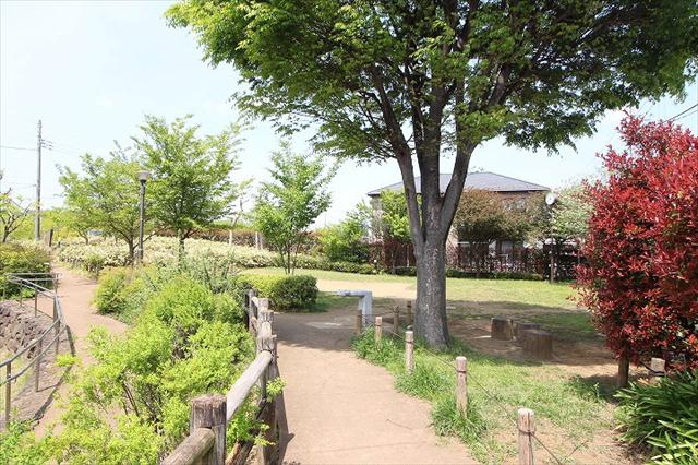 公園　水源の森あけぼのふれあい公園（公園）まで76m