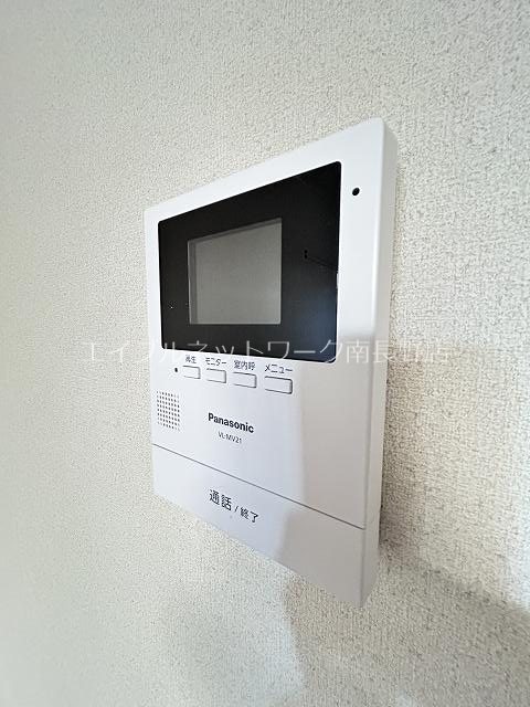 セキュリティ　参考：102号室（内装・設備が異なる場合があります。）