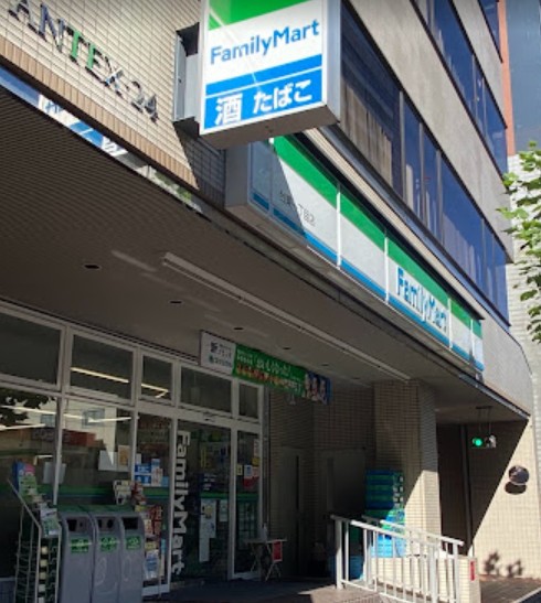 コンビニ　ファミリーマート台東1丁目店（コンビニ）まで142m