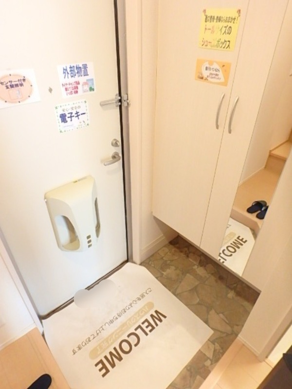 玄関　図面と現状に相違がある場合には現状を優先