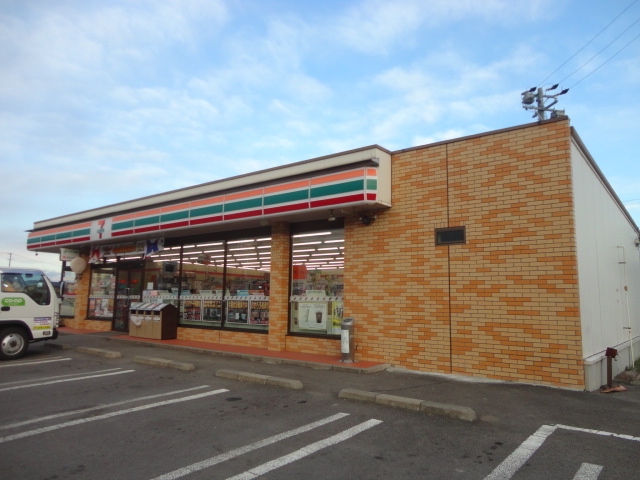 コンビニ　セブンイレブン 篠ノ井塩崎店（コンビニ）まで802m