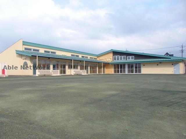 幼稚園・保育園　加須市立こすもす保育園（幼稚園・保育園）まで259m