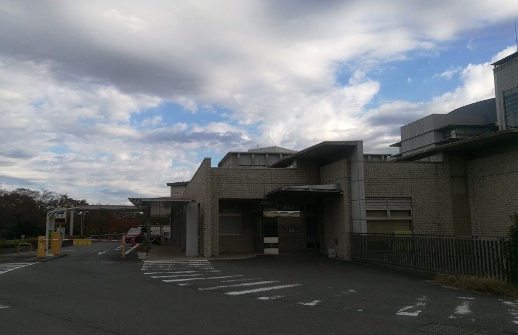 病院　虎の門病院分院（病院）まで580m