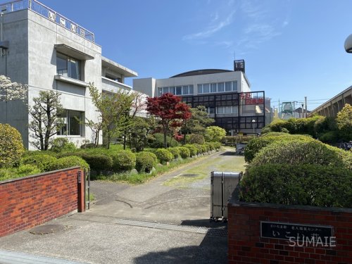 図書館　さいたま市立与野図書館（図書館）まで391m