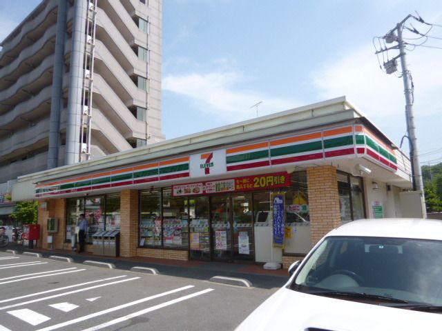 コンビニ　セブンイレブン多摩永山２丁目店（コンビニ）まで239m