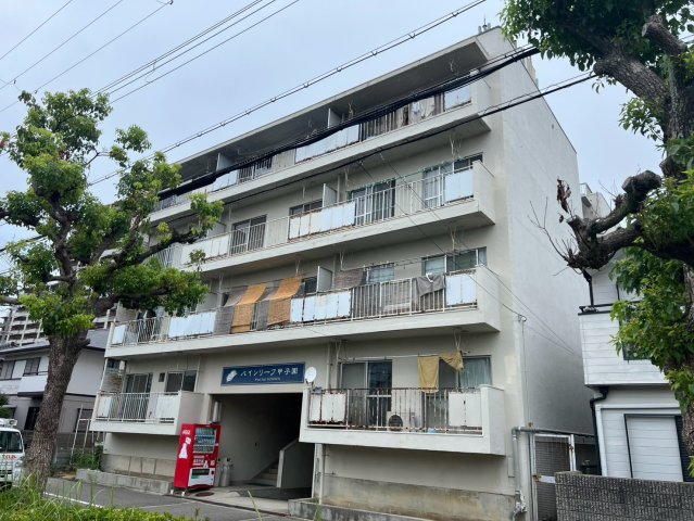パインリーフ甲子園の外観写真