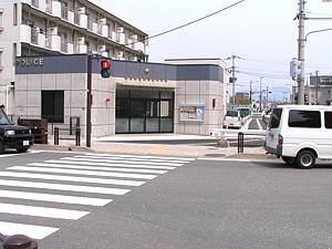 警察署・交番　箱崎駅東交番（警察署・交番）まで403m