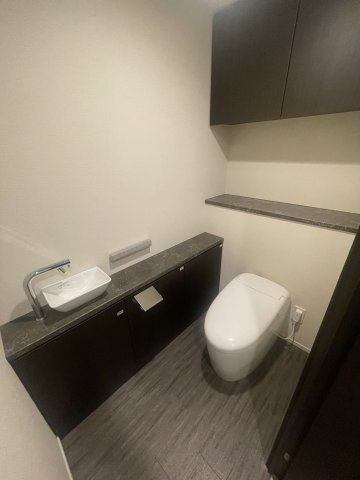 ローレルコート京都柳馬場六角のトイレ写真
