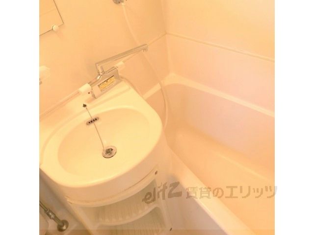 洗面設備　ユニットバス