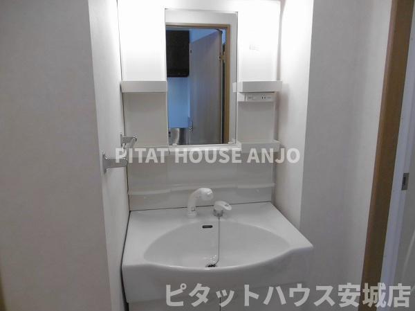 洗面設備　参考写真