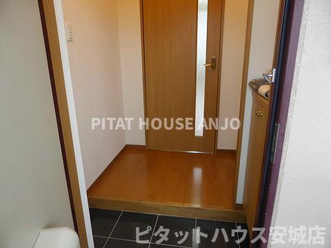 玄関　参考写真
