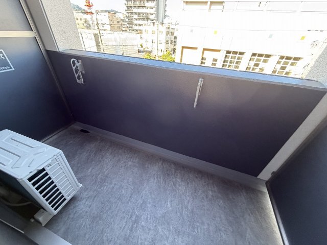 バルコニー　陽当たり良好なバルコニーです