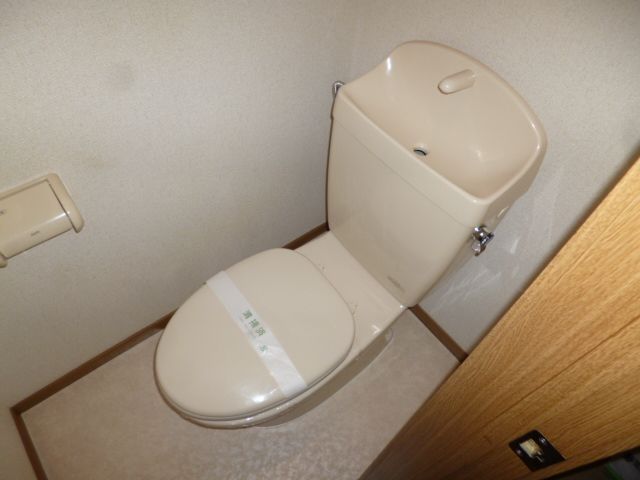 メゾン・プリムローズのトイレ写真