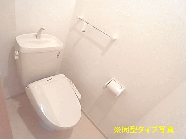ソレアードコヤマIIのトイレ写真