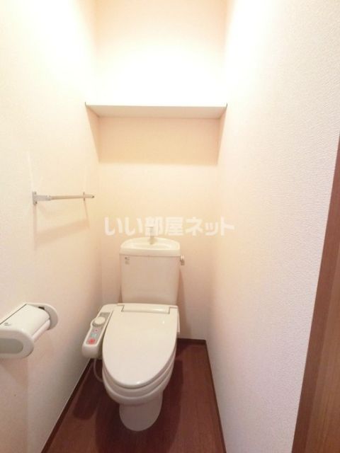 C.F HEIGHTS Kのトイレ写真