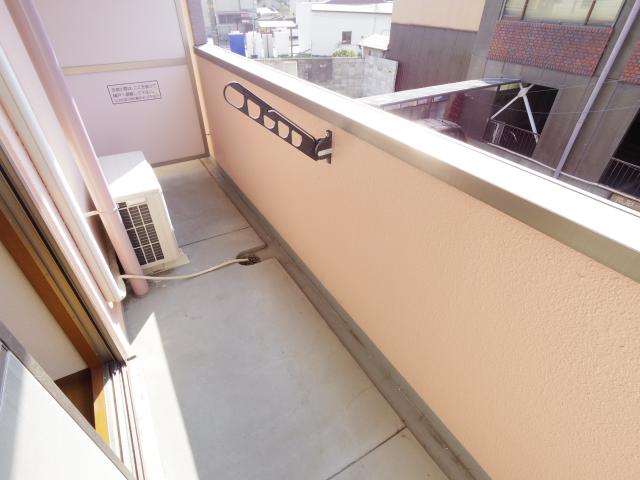 近鉄南大阪線 高田市駅 徒歩4分 3階建 築23年の内装写真