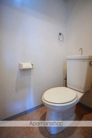 西鉄天神大牟田線 大橋駅 徒歩5分 10階建 築37年のトイレ写真