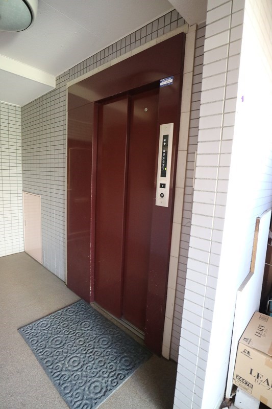 ＪＲ南武線 平間駅 徒歩16分 6階建 築34年の外観写真