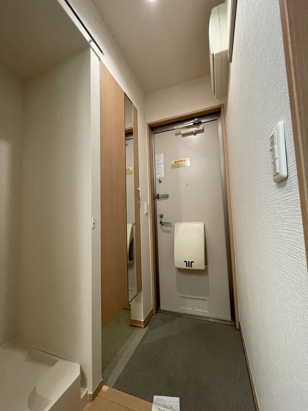 セジュール船岡の玄関写真