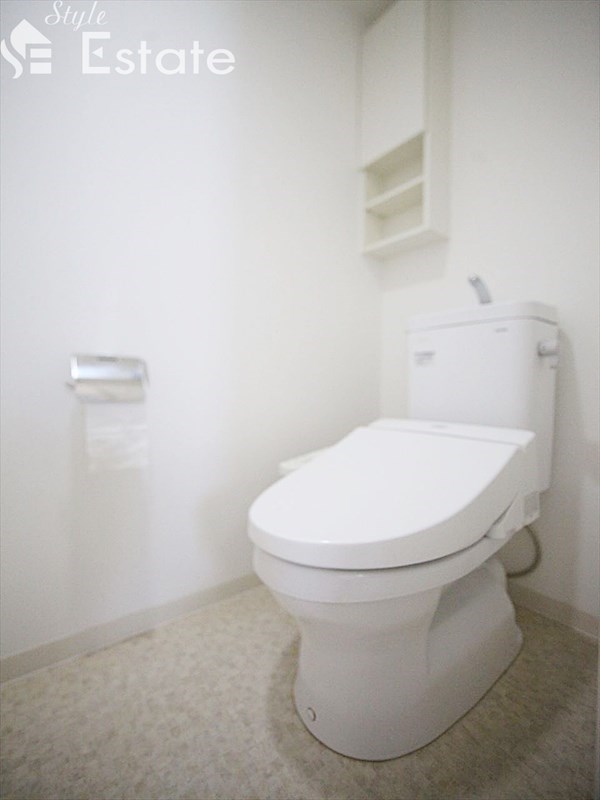 ＪＲ中央本線 鶴舞駅 徒歩6分 13階建 築9年のトイレ写真
