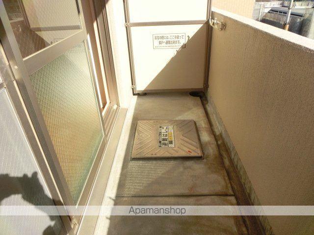 地下鉄御堂筋線 東三国駅 徒歩6分 8階建 築22年の内装写真