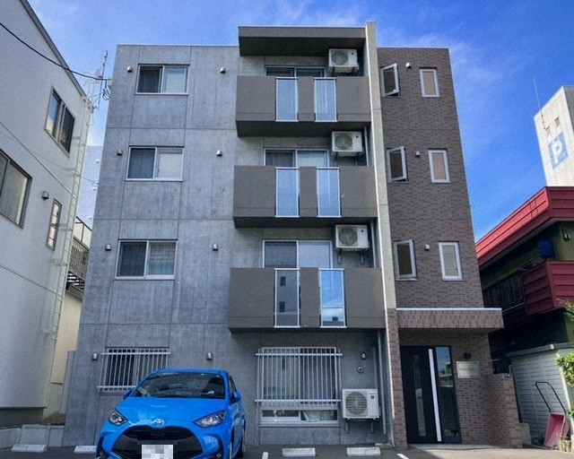 建物外観　人気のデザイナーズ仕様のお部屋です♪★