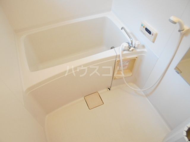 プレジィール崎の風呂写真