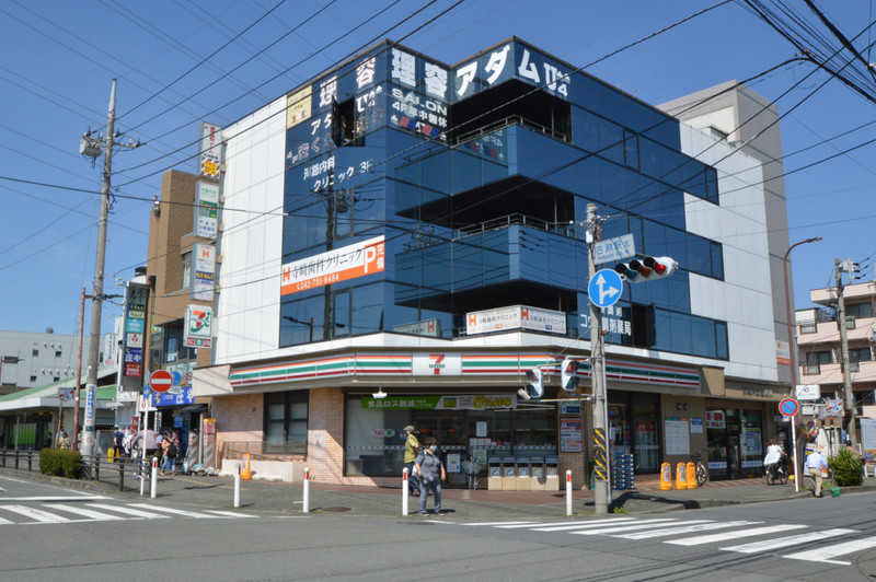 コンビニ　セブンイレブン　徒歩1分（コンビニ）まで52m
