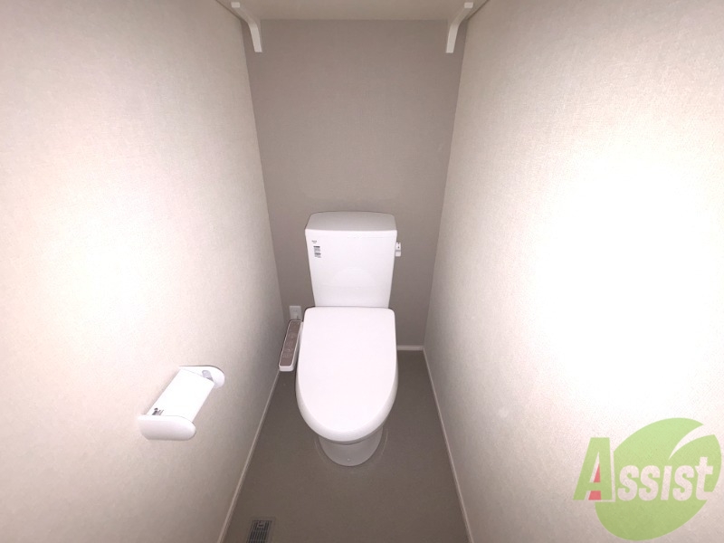 トイレ　トイレは、シャワートイレとなっております。