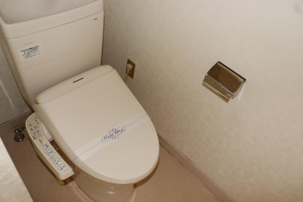 諏訪台マンションのトイレ写真
