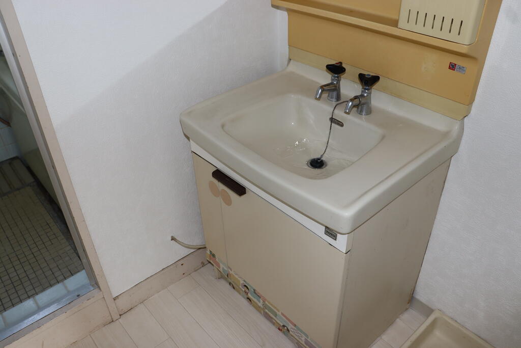 諏訪台マンションの内装写真